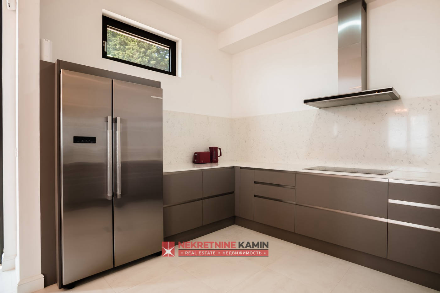 Квартира, 6803 м², 2 520 000$ — FAKTOR